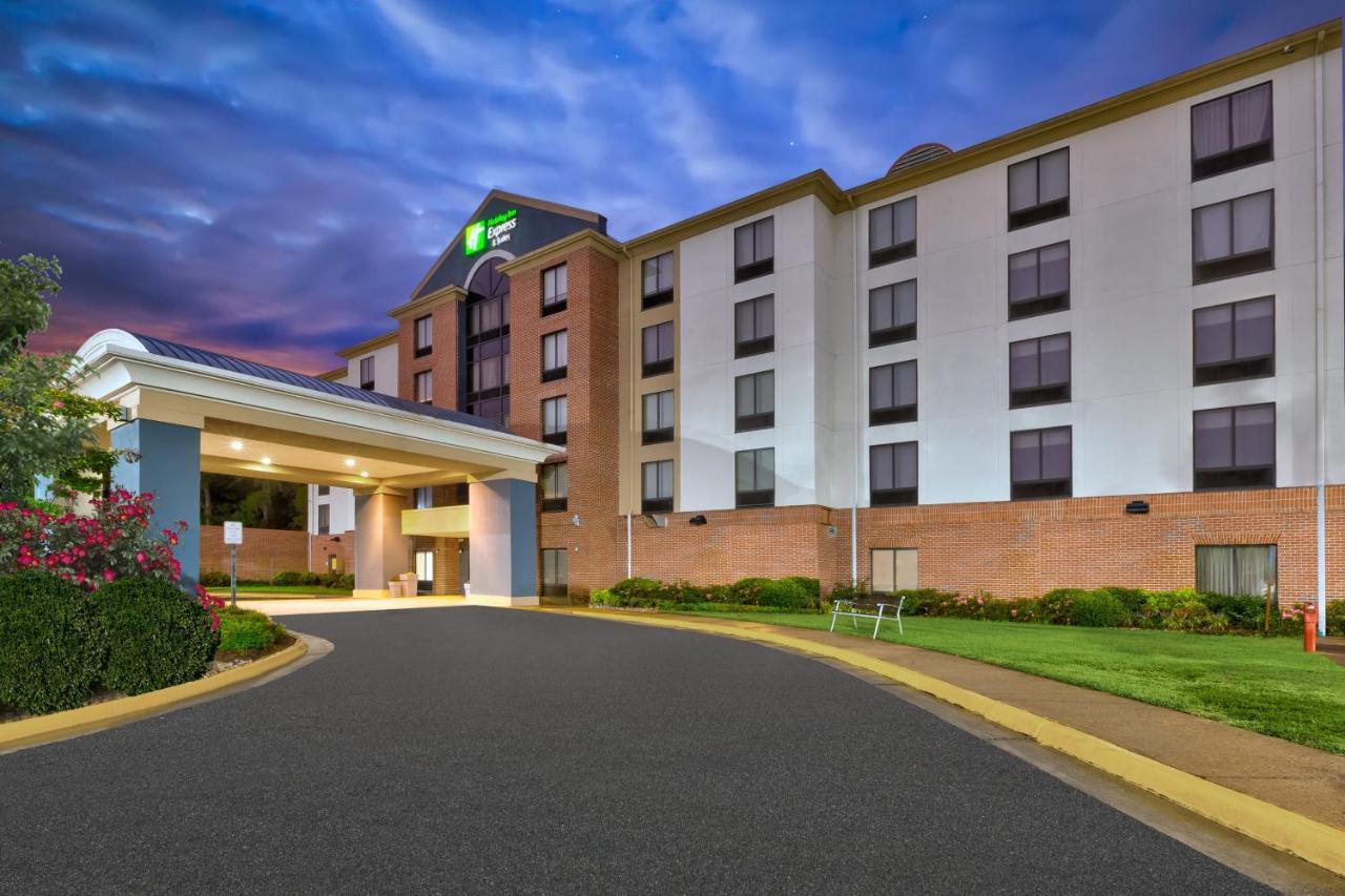 Holiday Inn Express & Suites Chesapeake, An Ihg Hotel מראה חיצוני תמונה