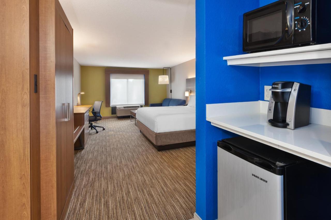Holiday Inn Express & Suites Chesapeake By Ihg מראה חיצוני תמונה
