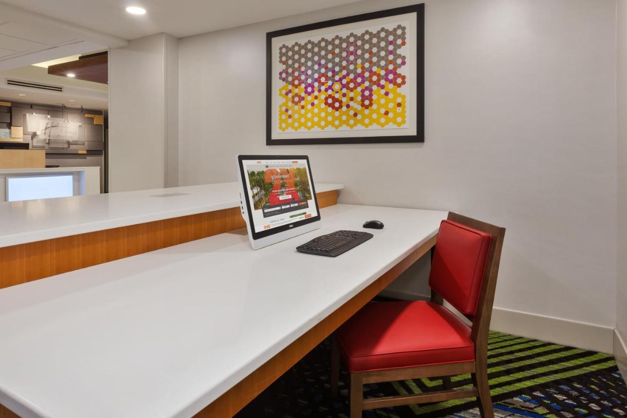 Holiday Inn Express & Suites Chesapeake By Ihg מראה חיצוני תמונה
