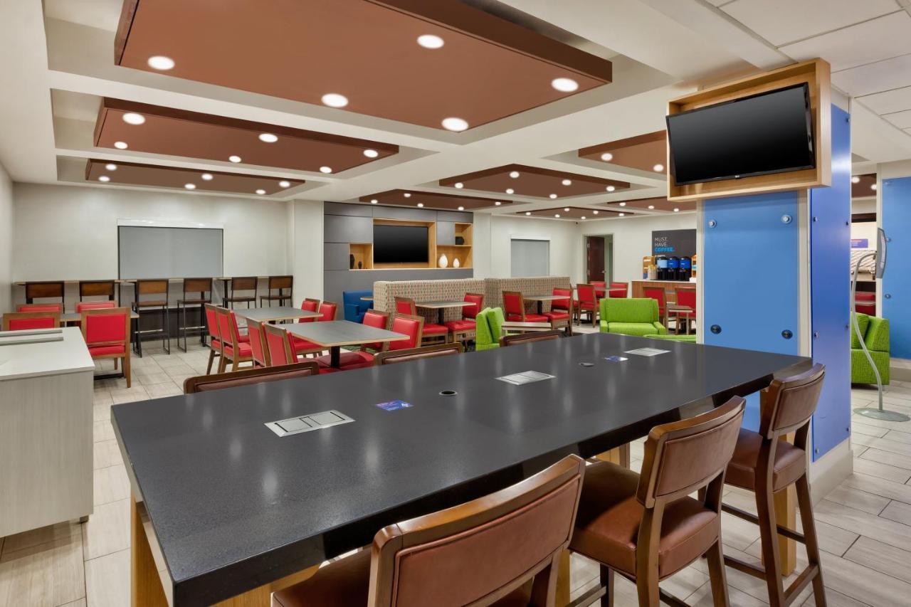 Holiday Inn Express & Suites Chesapeake By Ihg מראה חיצוני תמונה