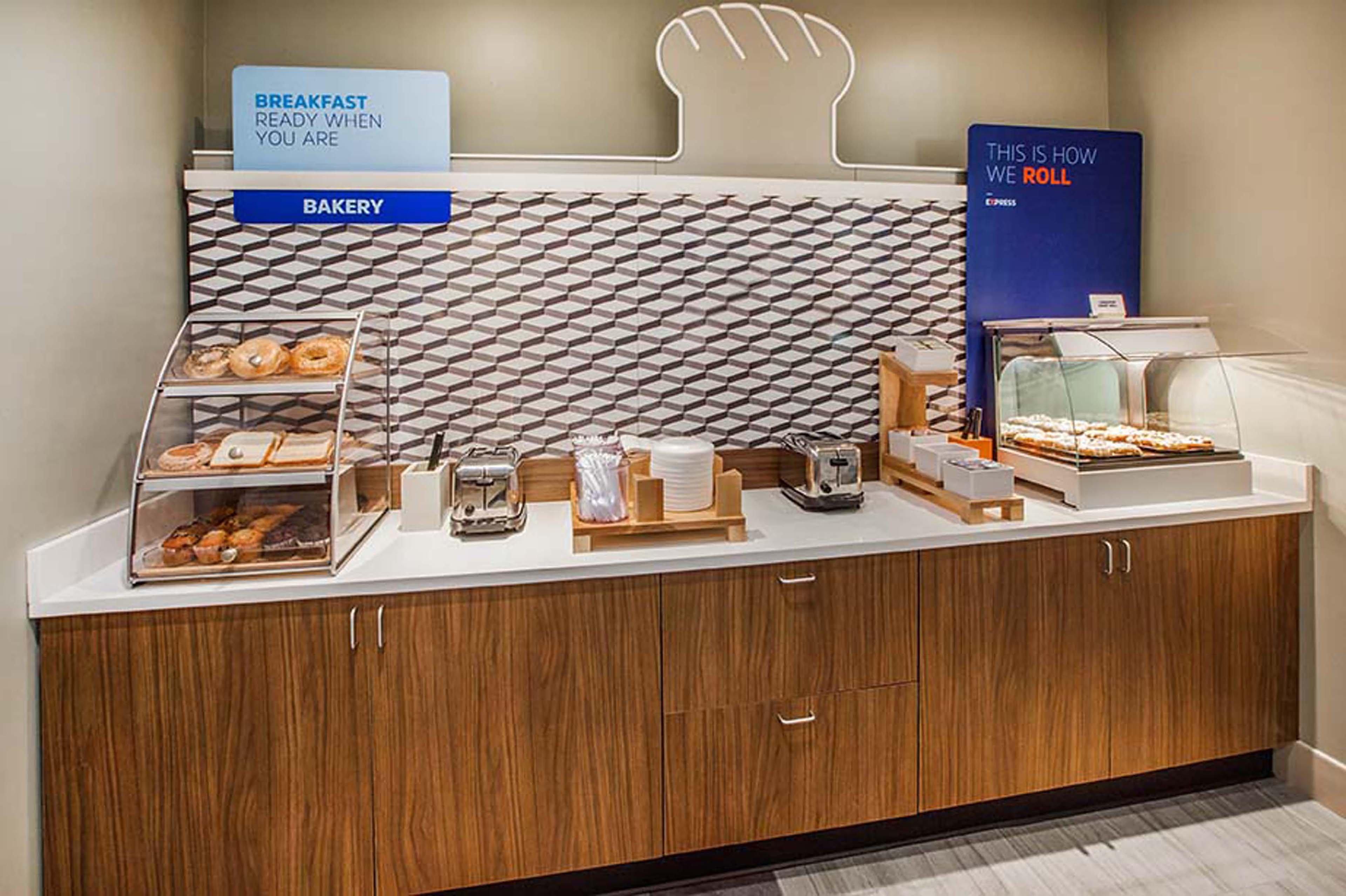 Holiday Inn Express & Suites Chesapeake By Ihg מראה חיצוני תמונה