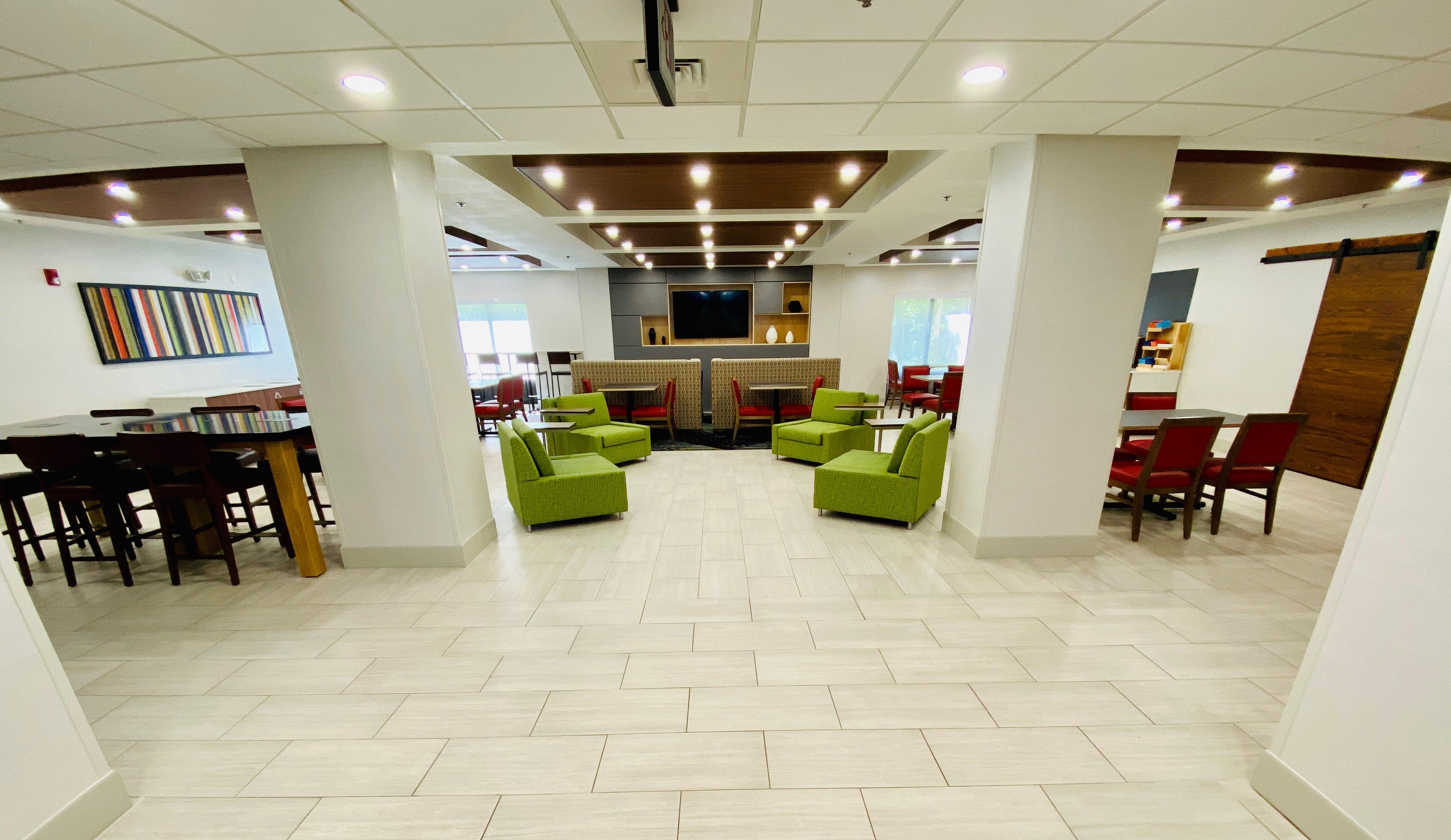 Holiday Inn Express & Suites Chesapeake By Ihg מראה חיצוני תמונה