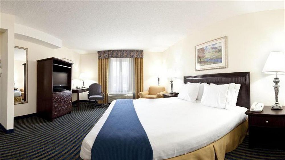 Holiday Inn Express & Suites Chesapeake By Ihg מראה חיצוני תמונה